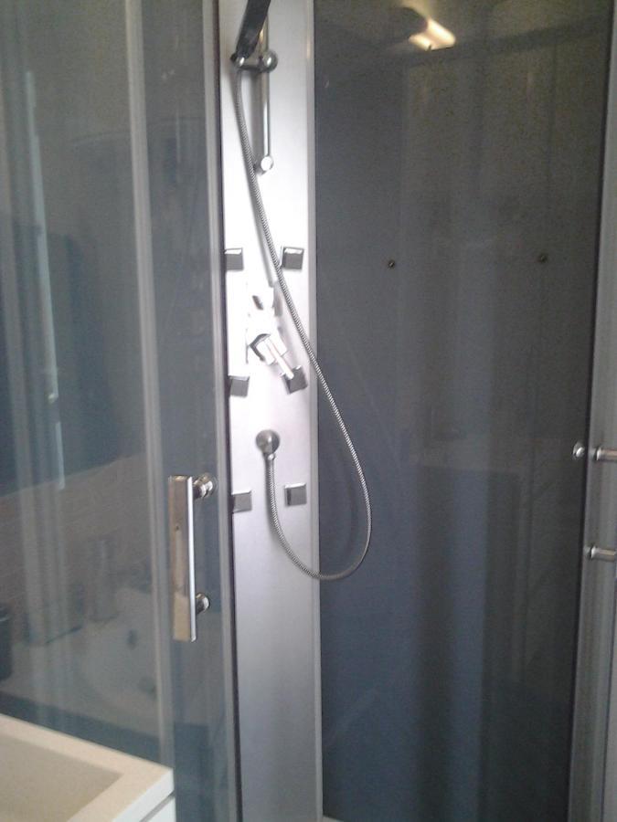 Appartement Rue Georges V - Port De La Houle Cancale Luaran gambar